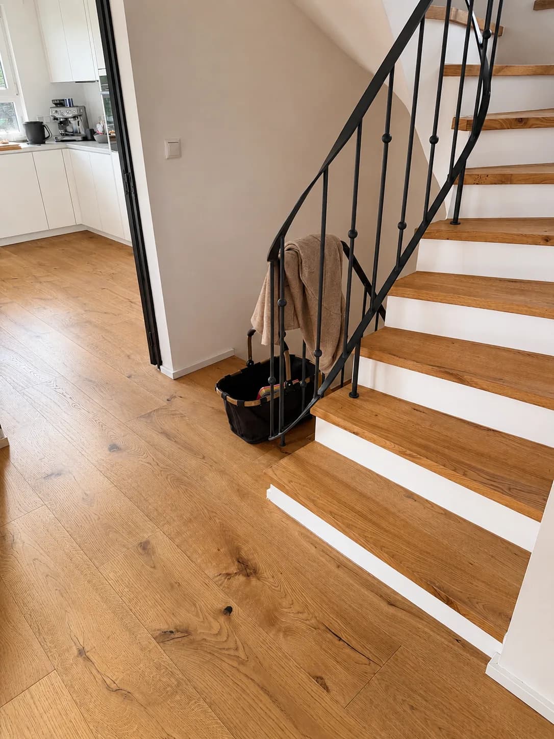 Parkett im Flur und auf der Treppe