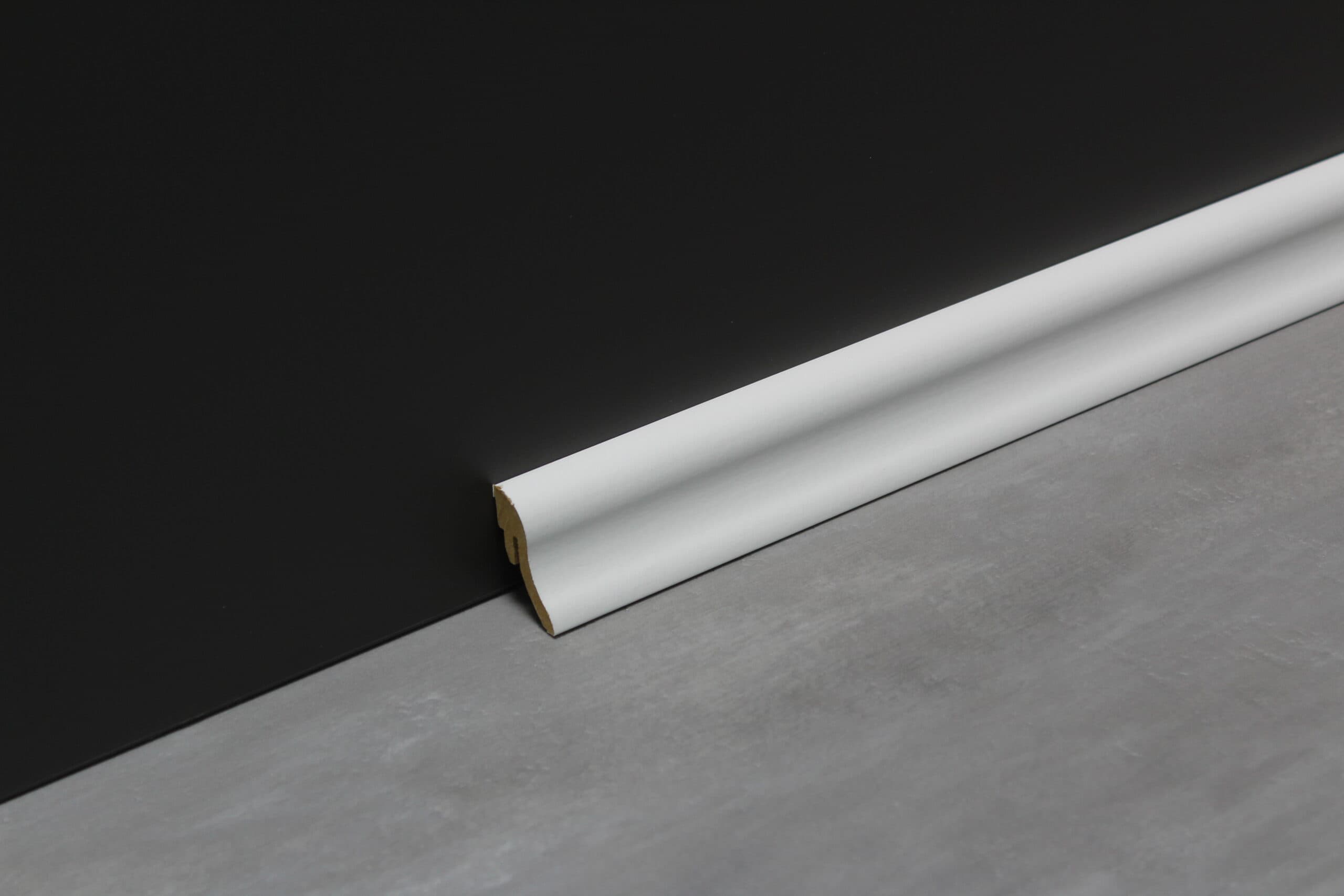 St40-Sockelleiste 40mm weiß