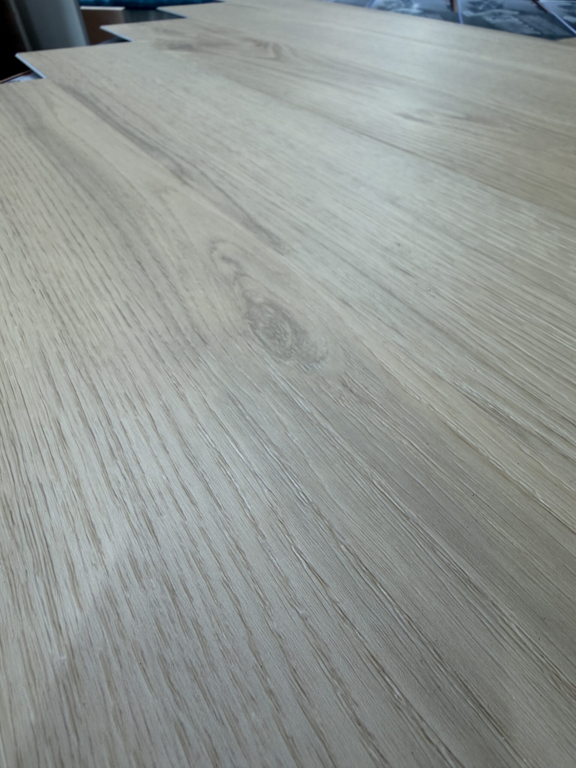MUSTER Rigid-Vinyl Siena Light