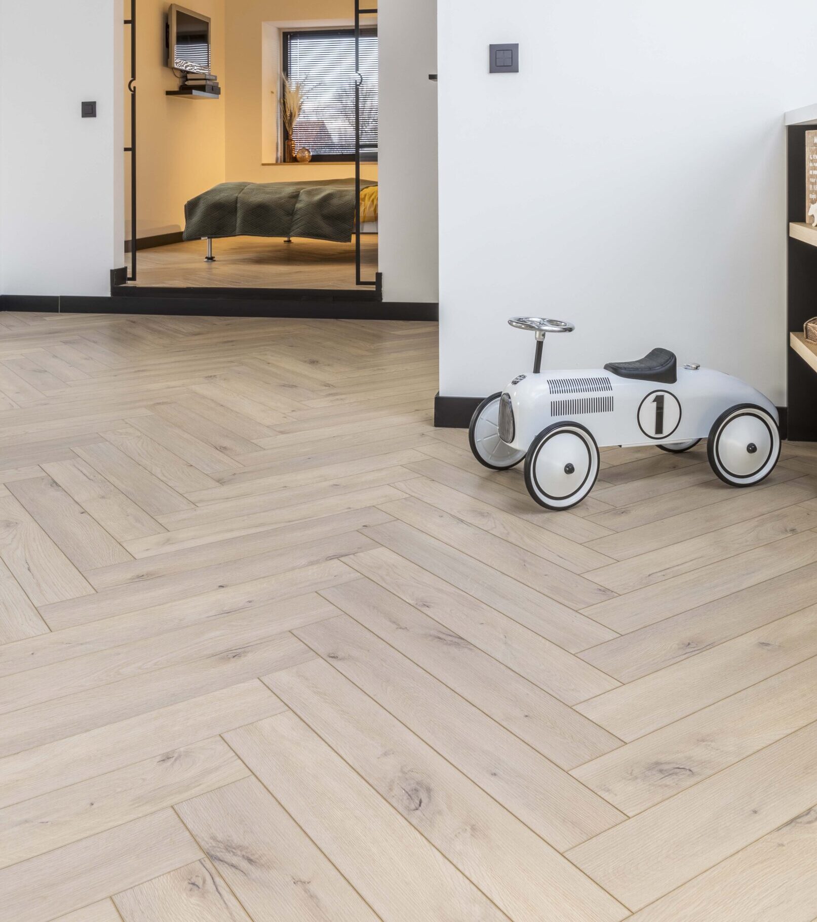 Rigid-Vinyl COREtec Forest Fischgrät